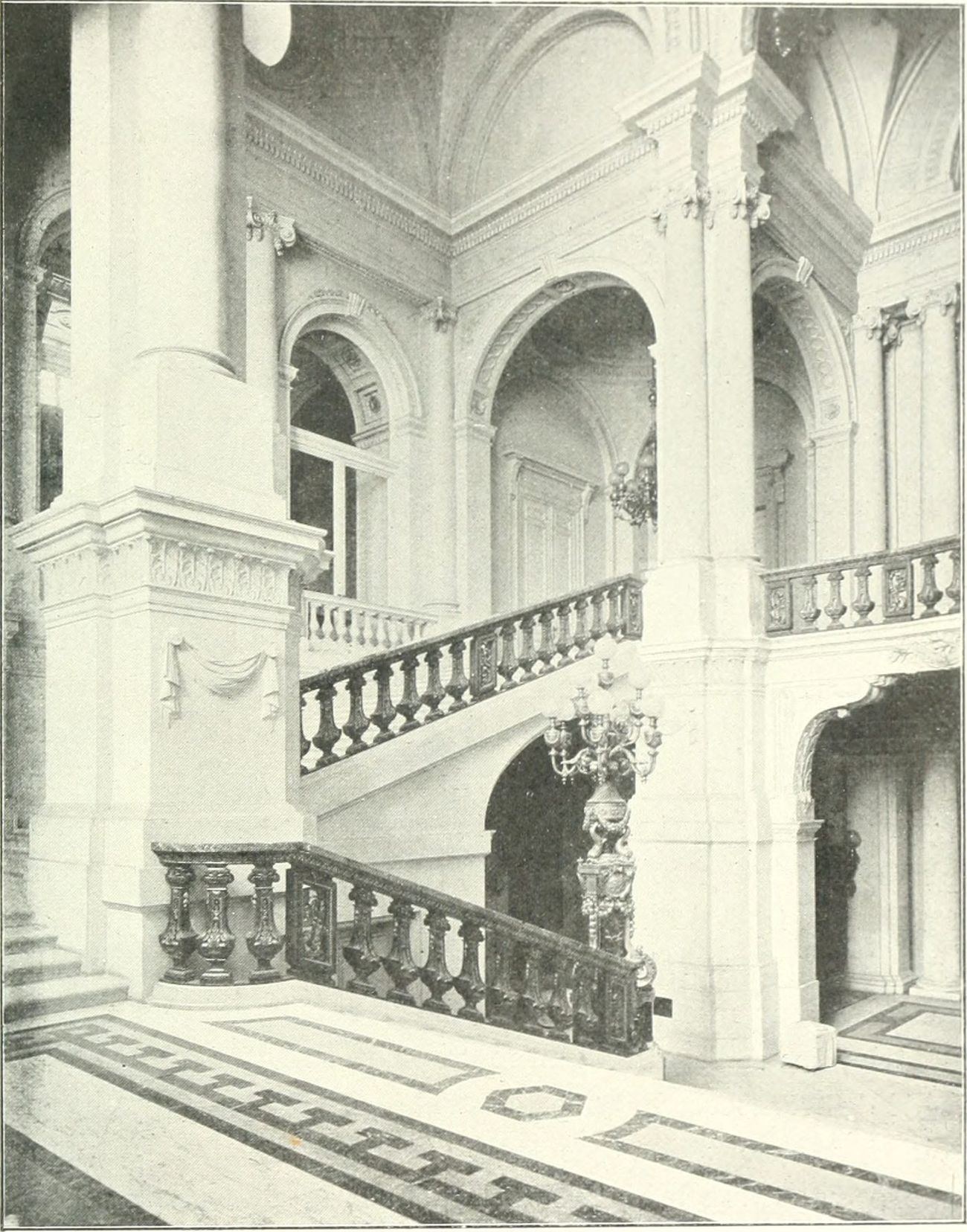 Bruxelles, 1910 — public domain